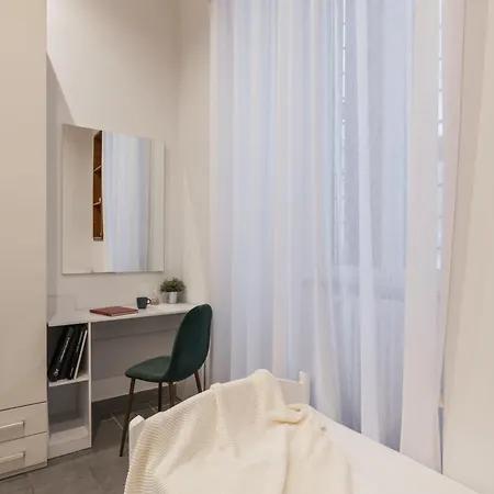The Rent - Three-bedroom In Manzoni District * Roma